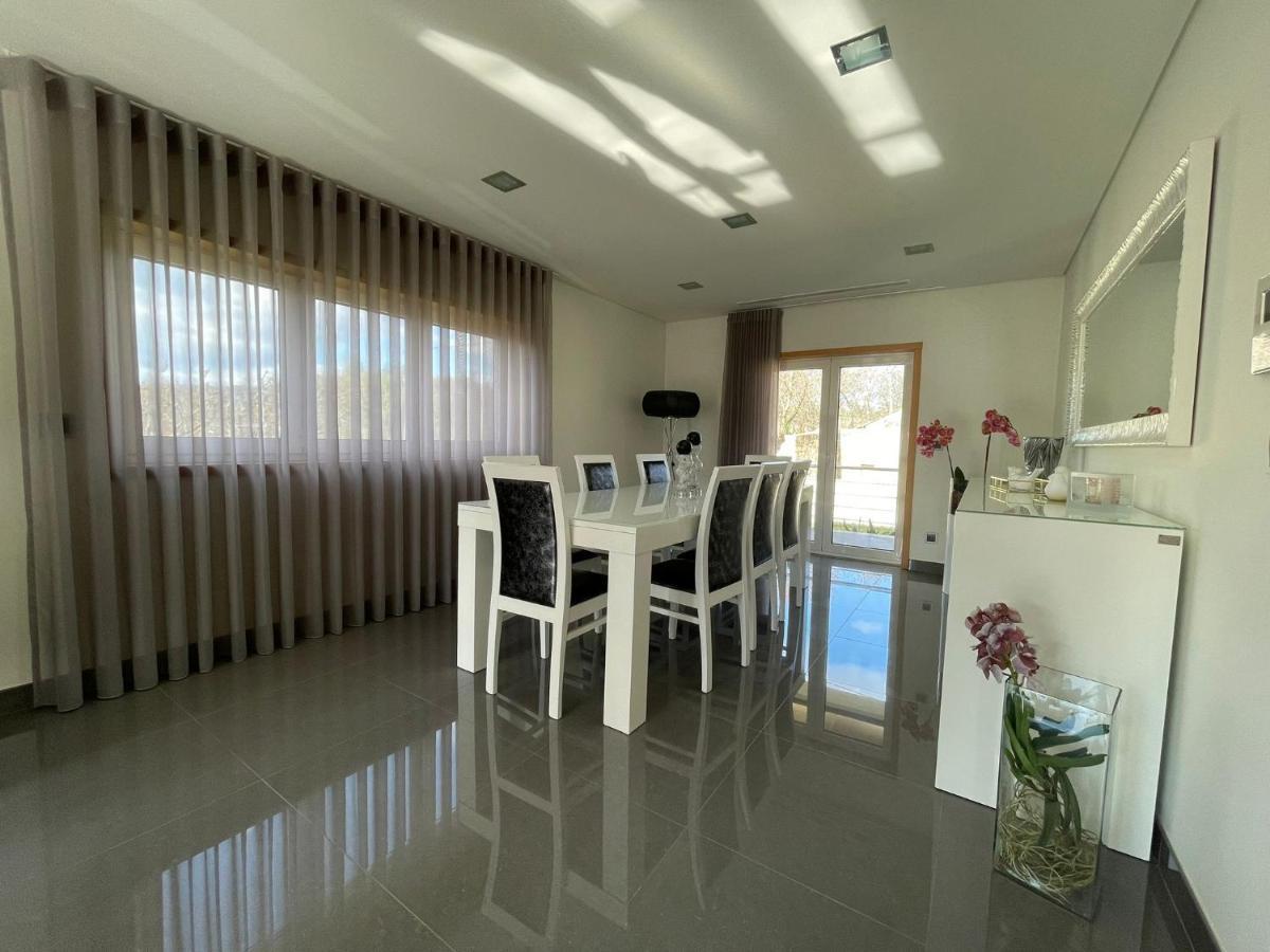 Ucha Villa Barcelos Bagian luar foto