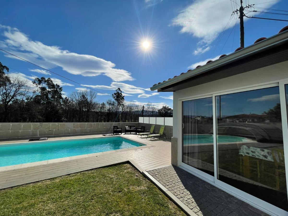 Ucha Villa Barcelos Bagian luar foto