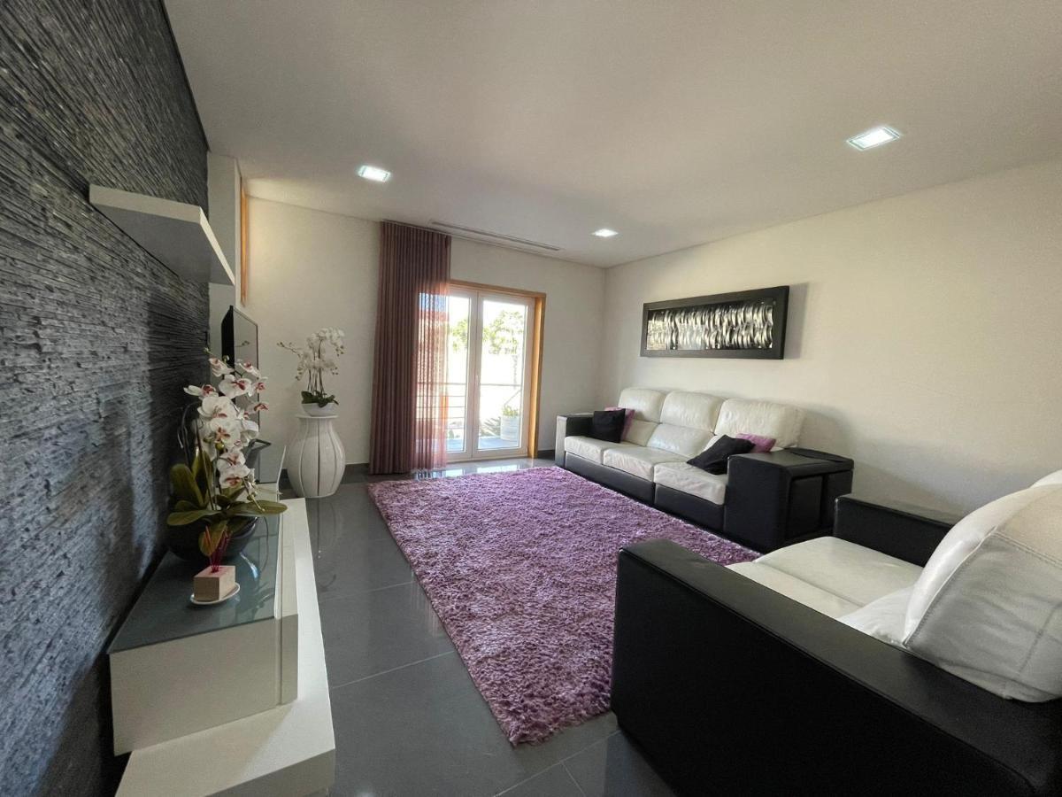 Ucha Villa Barcelos Bagian luar foto