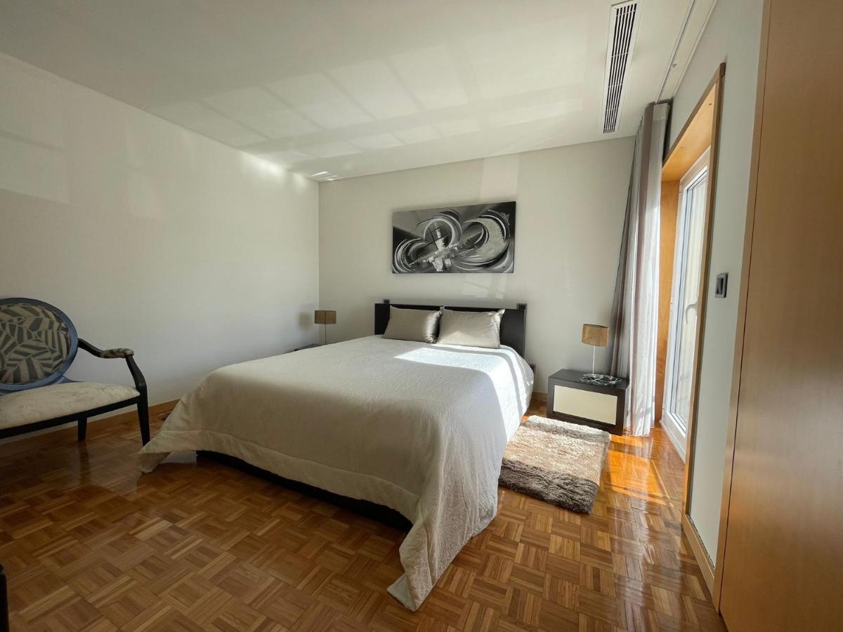 Ucha Villa Barcelos Bagian luar foto
